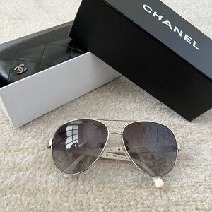 Chanel Authentic 4195-Q Aviator Quilted Sunglasses With Case Y2K